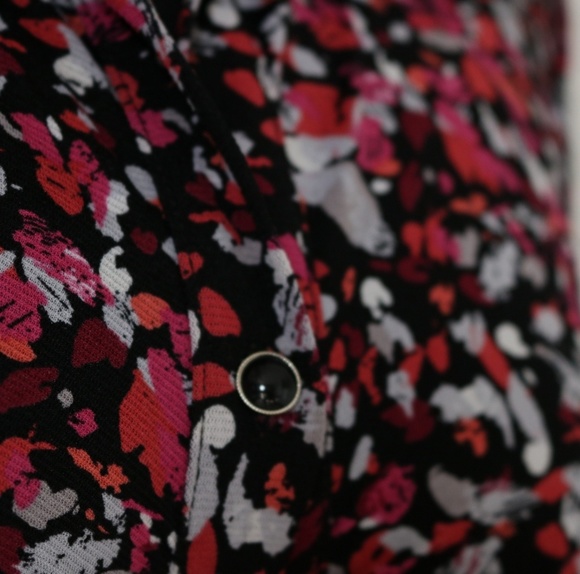 Long sleeve button up blouse - Picture 5 of 5